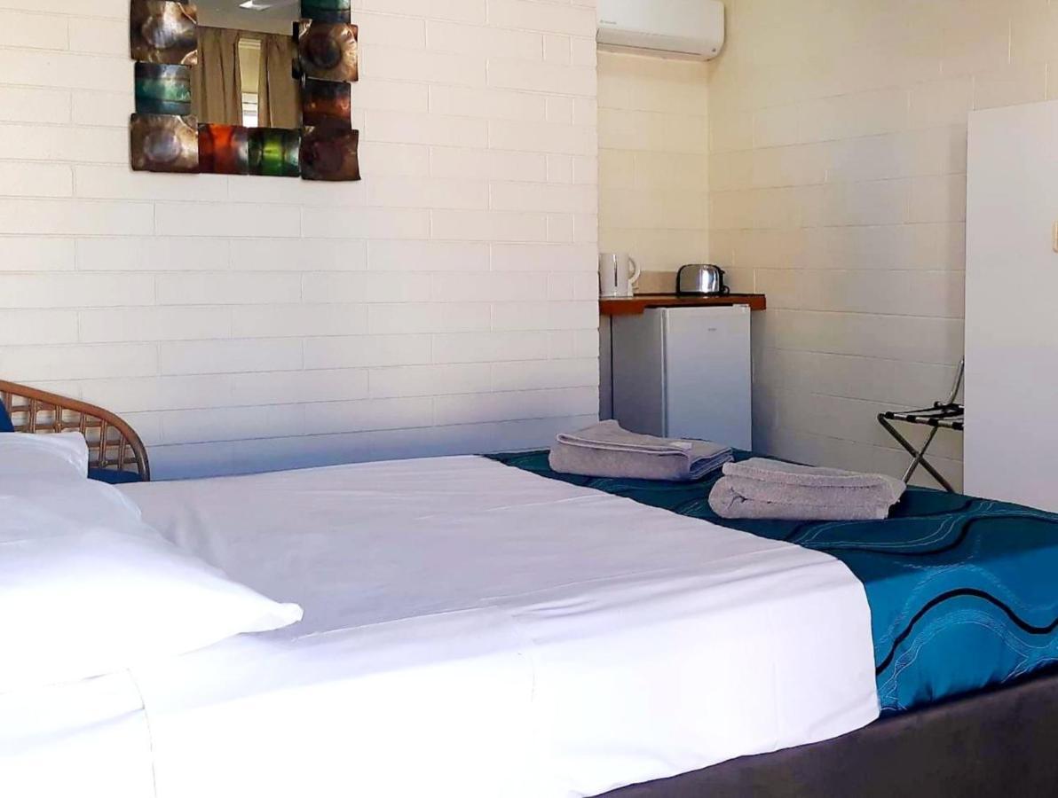 Burdekin Motor Inn Home Hill Екстер'єр фото