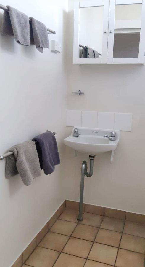 Burdekin Motor Inn Home Hill Екстер'єр фото